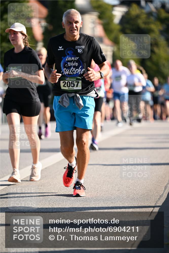 01.09.2024 - BARMER Alsterlauf Dr. Thomas Lammeyer http://msf.ph/oto/6904211 01.09.2024 09:40:18 Laufen 29, 10, 135, 2057 meine-sportfotos.de