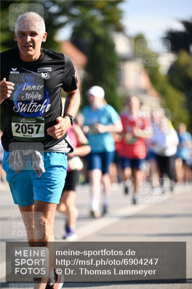 01.09.2024 - BARMER Alsterlauf Dr. Thomas Lammeyer http://msf.ph/oto/6904247 01.09.2024 09:40:19 Laufen 29, 35, 2057 meine-sportfotos.de