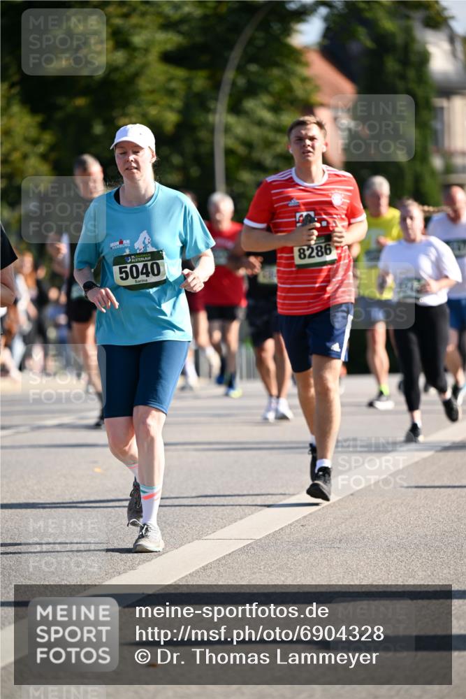 01.09.2024 - BARMER Alsterlauf Dr. Thomas Lammeyer http://msf.ph/oto/6904328 01.09.2024 09:40:22 Laufen 5040, 8286 meine-sportfotos.de