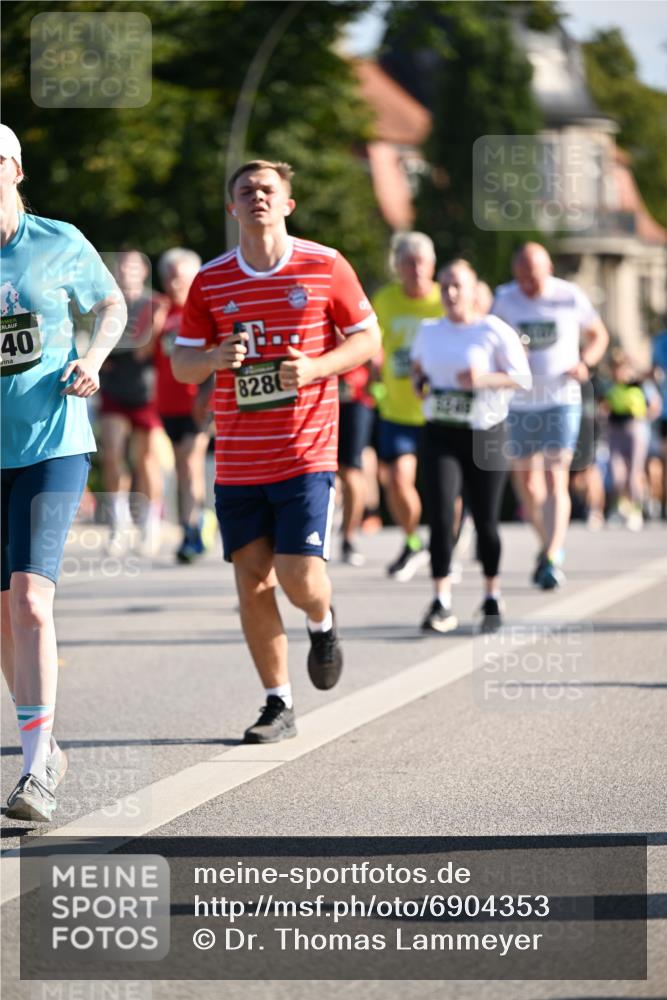 01.09.2024 - BARMER Alsterlauf Dr. Thomas Lammeyer http://msf.ph/oto/6904353 01.09.2024 09:40:22 Laufen 40, 4, 8286 meine-sportfotos.de