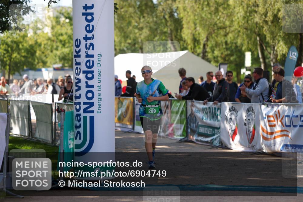 01.09.2024 - 17. Tribühne Triathlon Michael Strokosch http://msf.ph/oto/6904749 01.09.2024 11:06:11 Ziel 269, 289 meine-sportfotos.de