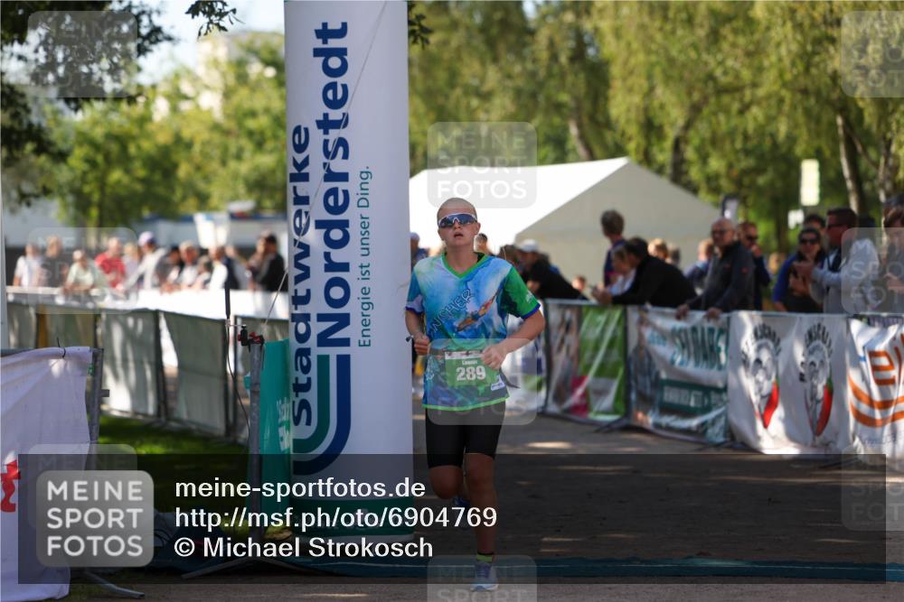 01.09.2024 - 17. Tribühne Triathlon Michael Strokosch http://msf.ph/oto/6904769 01.09.2024 11:06:12 Ziel 269, 289 meine-sportfotos.de