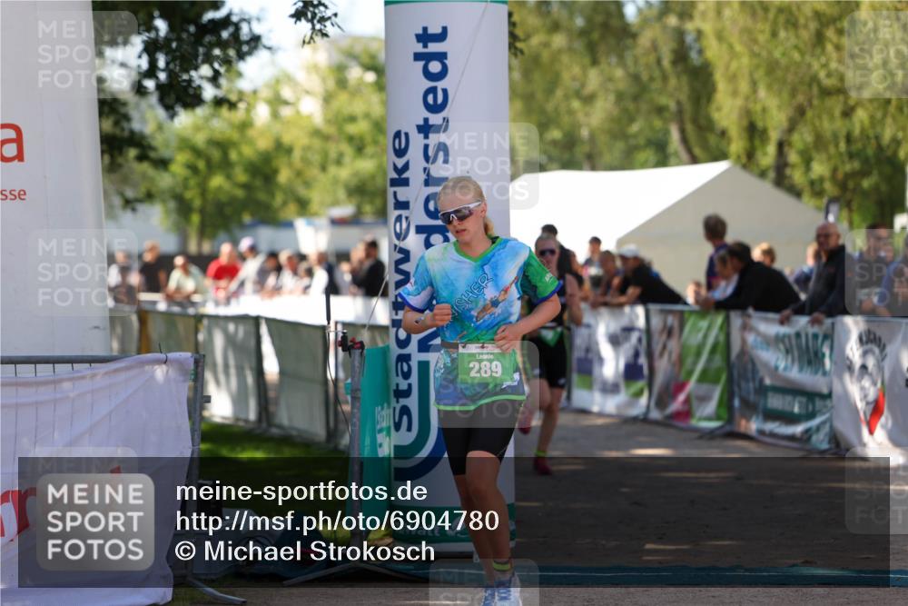 01.09.2024 - 17. Tribühne Triathlon Michael Strokosch http://msf.ph/oto/6904780 01.09.2024 11:06:12 Ziel 269, 289 meine-sportfotos.de