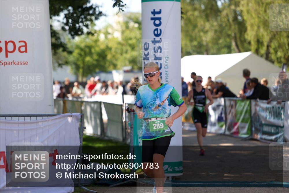 01.09.2024 - 17. Tribühne Triathlon Michael Strokosch http://msf.ph/oto/6904783 01.09.2024 11:06:13 Ziel 269, 289 meine-sportfotos.de