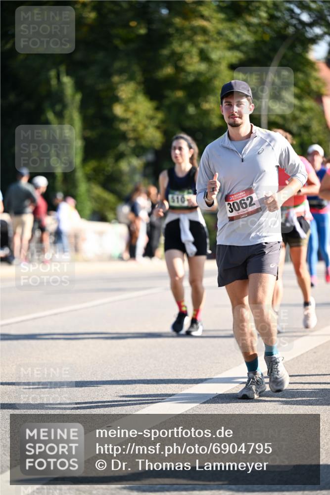 01.09.2024 - BARMER Alsterlauf Dr. Thomas Lammeyer http://msf.ph/oto/6904795 01.09.2024 09:40:41 Laufen 510, 3062 meine-sportfotos.de