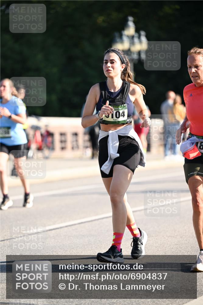 01.09.2024 - BARMER Alsterlauf Dr. Thomas Lammeyer http://msf.ph/oto/6904837 01.09.2024 09:40:43 Laufen 104, 18 meine-sportfotos.de