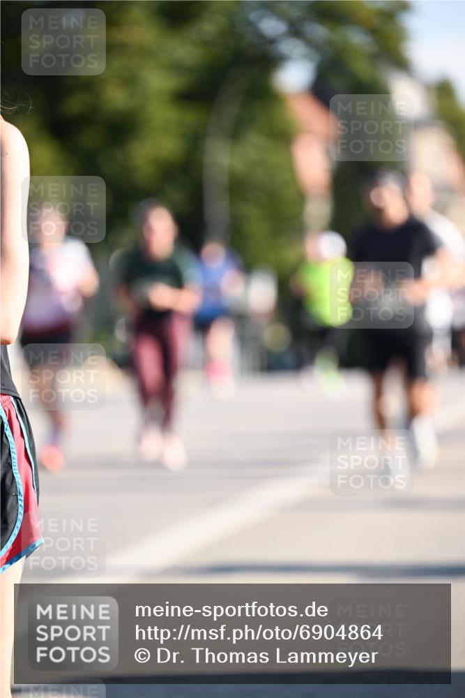01.09.2024 - BARMER Alsterlauf Dr. Thomas Lammeyer http://msf.ph/oto/6904864 01.09.2024 09:40:45 Laufen  meine-sportfotos.de