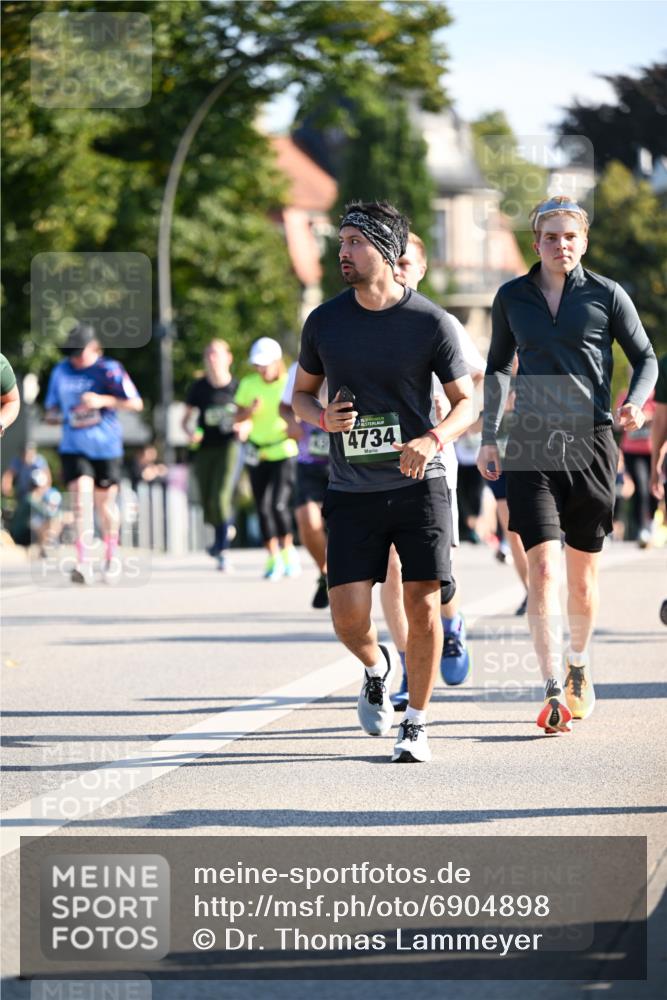 01.09.2024 - BARMER Alsterlauf Dr. Thomas Lammeyer http://msf.ph/oto/6904898 01.09.2024 09:40:46 Laufen 35, 4734 meine-sportfotos.de