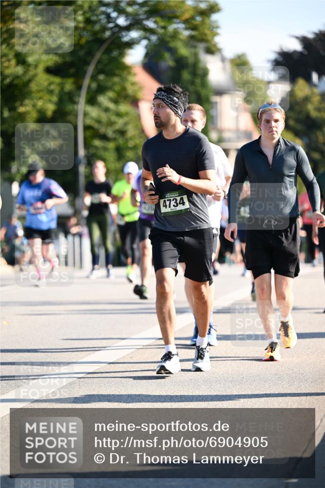 01.09.2024 - BARMER Alsterlauf Dr. Thomas Lammeyer http://msf.ph/oto/6904905 01.09.2024 09:40:46 Laufen 4734 meine-sportfotos.de
