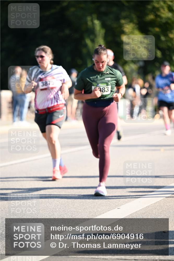01.09.2024 - BARMER Alsterlauf Dr. Thomas Lammeyer http://msf.ph/oto/6904916 01.09.2024 09:40:47 Laufen 3875, 983 meine-sportfotos.de