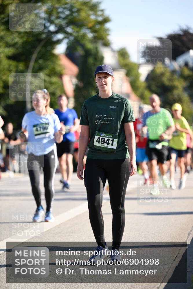 01.09.2024 - BARMER Alsterlauf Dr. Thomas Lammeyer http://msf.ph/oto/6904998 01.09.2024 09:40:52 Laufen 35, 4941 meine-sportfotos.de