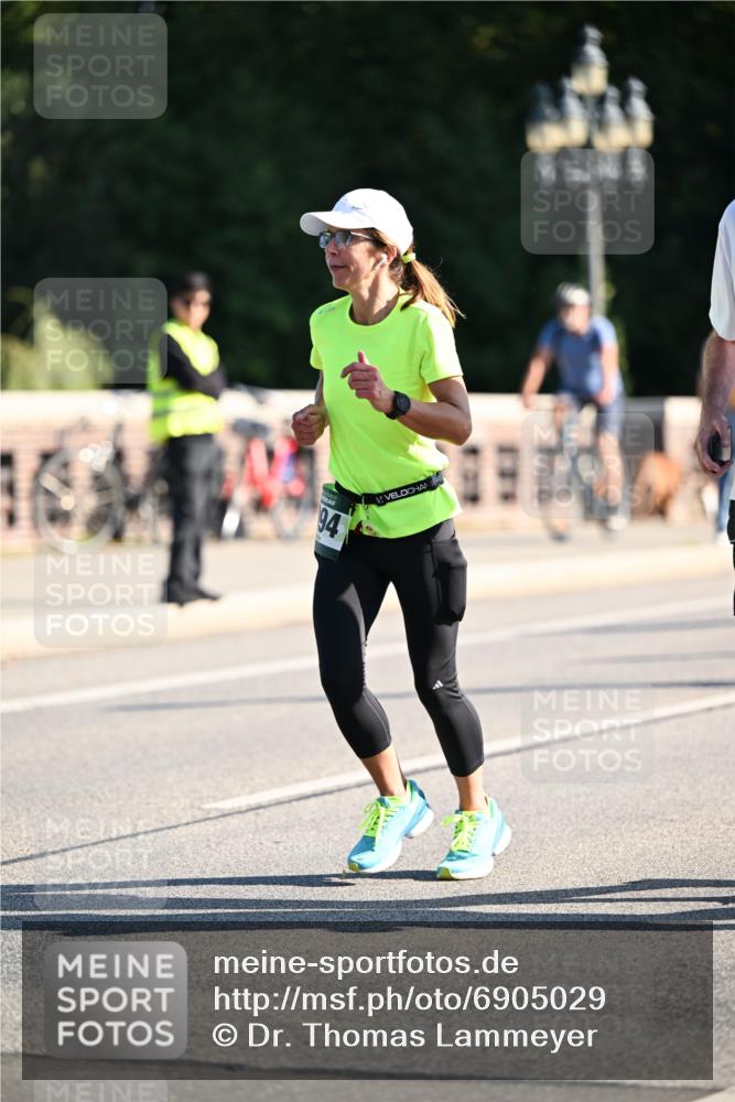 01.09.2024 - BARMER Alsterlauf Dr. Thomas Lammeyer http://msf.ph/oto/6905029 01.09.2024 09:40:54 Laufen 94 meine-sportfotos.de