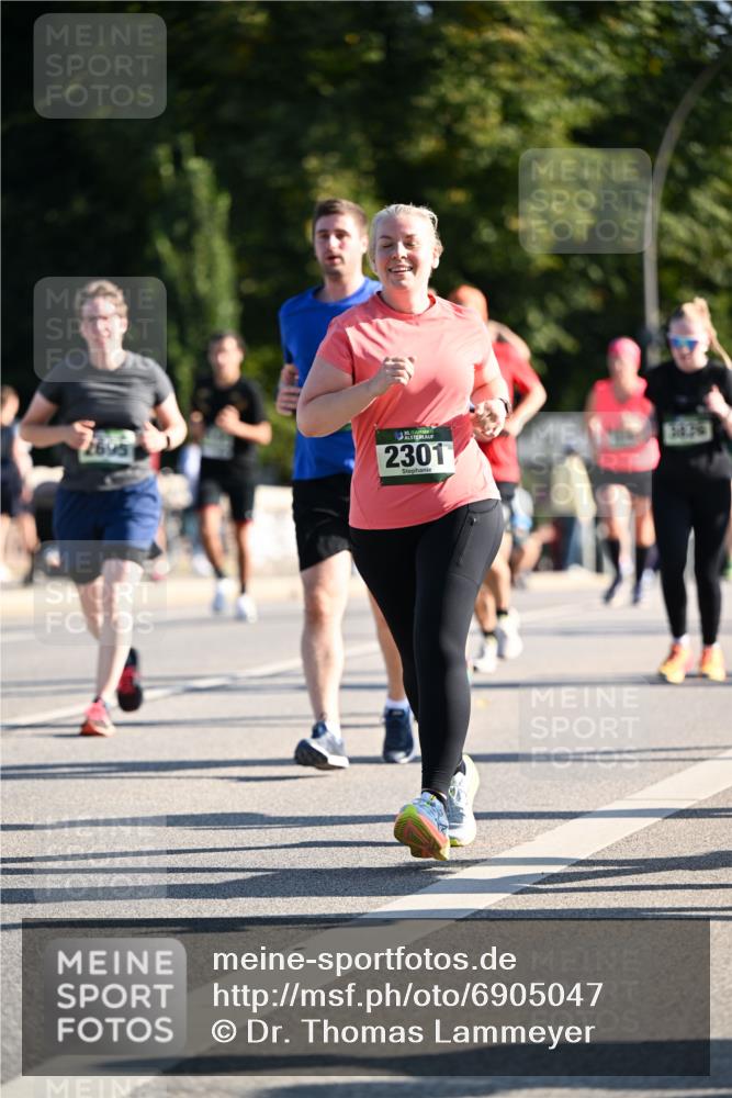 01.09.2024 - BARMER Alsterlauf Dr. Thomas Lammeyer http://msf.ph/oto/6905047 01.09.2024 09:40:56 Laufen 2301 meine-sportfotos.de