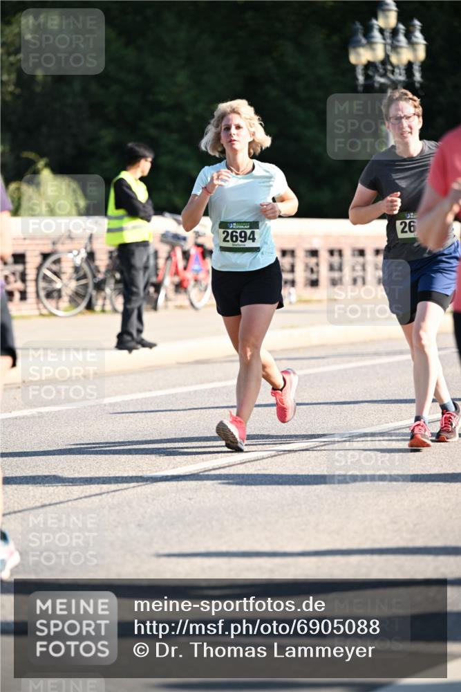01.09.2024 - BARMER Alsterlauf Dr. Thomas Lammeyer http://msf.ph/oto/6905088 01.09.2024 09:40:57 Laufen 2694, 26 meine-sportfotos.de