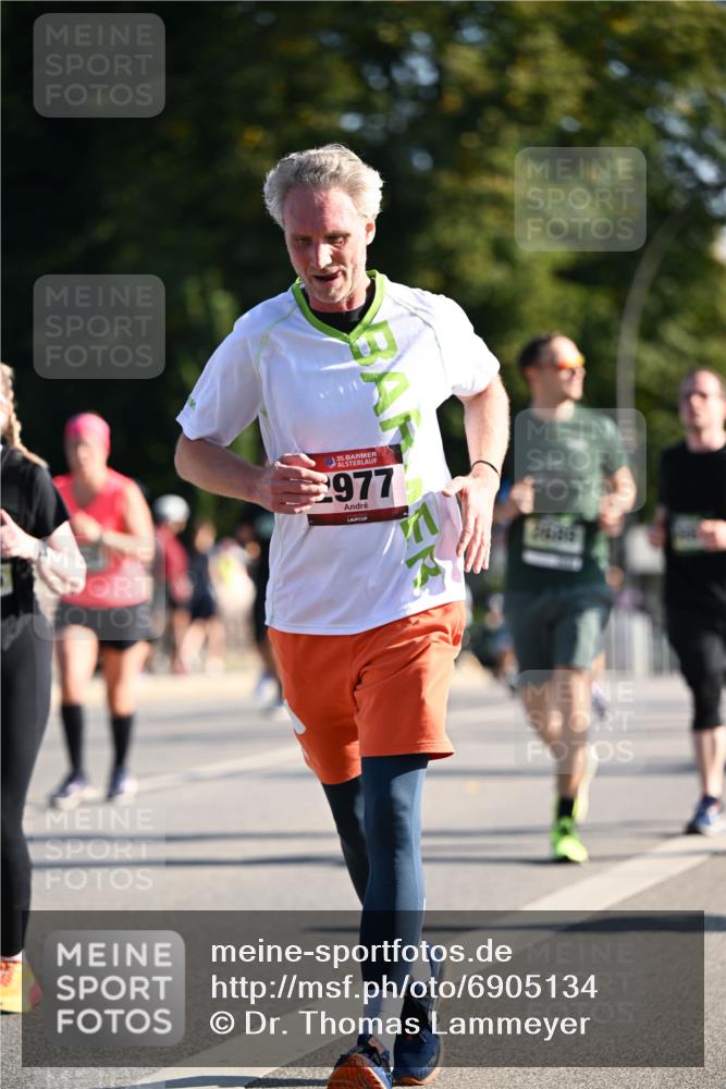 01.09.2024 - BARMER Alsterlauf Dr. Thomas Lammeyer http://msf.ph/oto/6905134 01.09.2024 09:41:00 Laufen 977 meine-sportfotos.de
