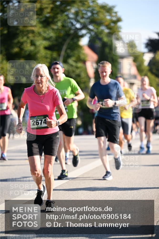 01.09.2024 - BARMER Alsterlauf Dr. Thomas Lammeyer http://msf.ph/oto/6905184 01.09.2024 09:41:03 Laufen 35, 2674 meine-sportfotos.de