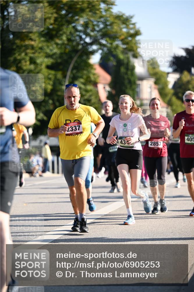 01.09.2024 - BARMER Alsterlauf Dr. Thomas Lammeyer http://msf.ph/oto/6905253 01.09.2024 09:41:05 Laufen 35, 2337, 1515, 405, 434, 2857 meine-sportfotos.de