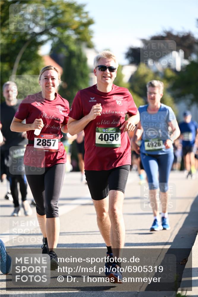 01.09.2024 - BARMER Alsterlauf Dr. Thomas Lammeyer http://msf.ph/oto/6905319 01.09.2024 09:41:07 Laufen 30, 35, 2857, 35, 4050, 4926 meine-sportfotos.de