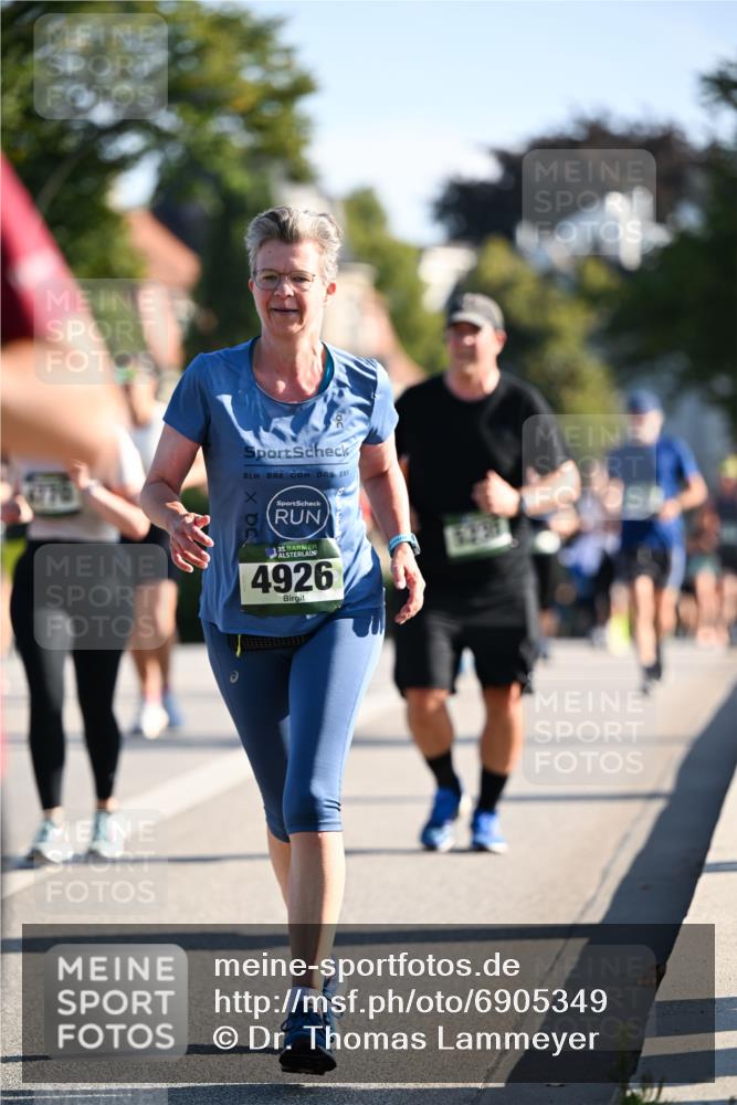 01.09.2024 - BARMER Alsterlauf Dr. Thomas Lammeyer http://msf.ph/oto/6905349 01.09.2024 09:41:09 Laufen 4926 meine-sportfotos.de
