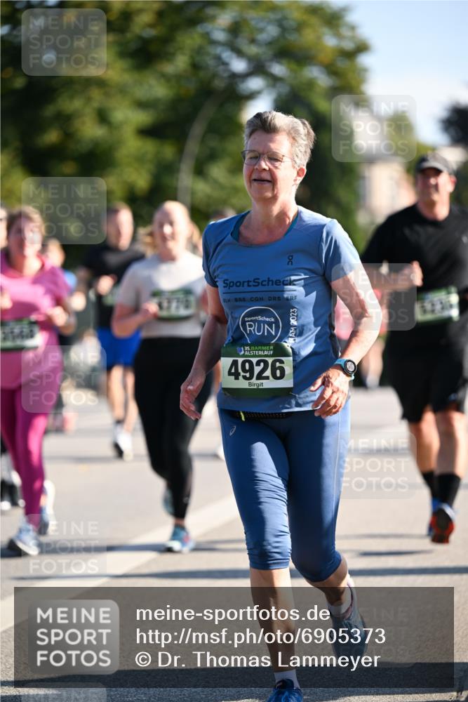 01.09.2024 - BARMER Alsterlauf Dr. Thomas Lammeyer http://msf.ph/oto/6905373 01.09.2024 09:41:10 Laufen 770, 35, 4926, 2023 meine-sportfotos.de