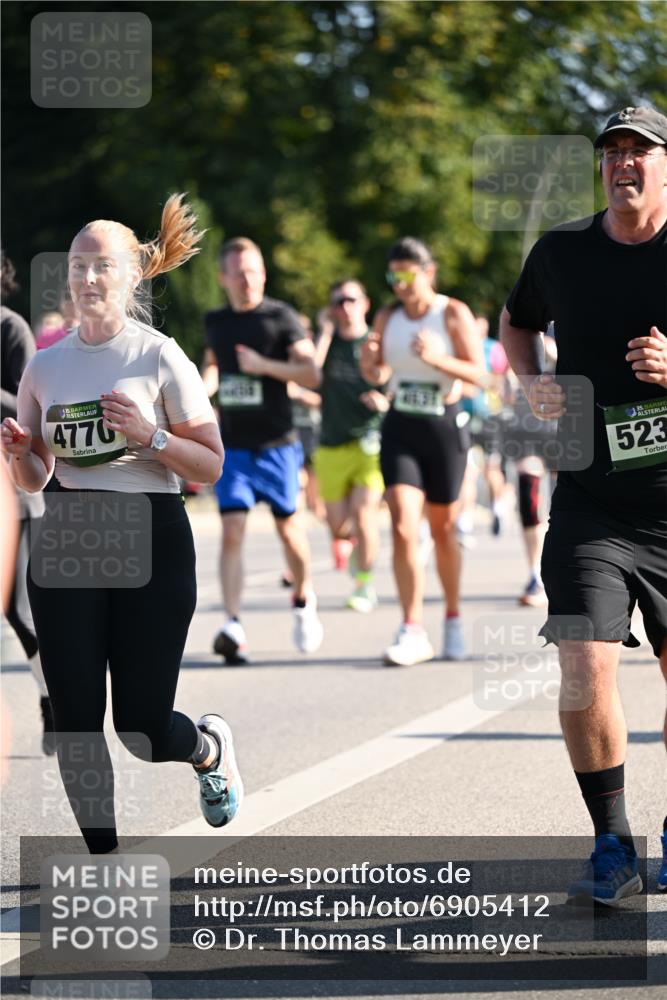 01.09.2024 - BARMER Alsterlauf Dr. Thomas Lammeyer http://msf.ph/oto/6905412 01.09.2024 09:41:12 Laufen 15, 4776, 4631, 35, 523 meine-sportfotos.de