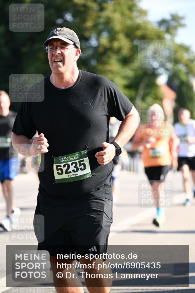 01.09.2024 - BARMER Alsterlauf Dr. Thomas Lammeyer http://msf.ph/oto/6905435 01.09.2024 09:41:13 Laufen 35, 5235 meine-sportfotos.de