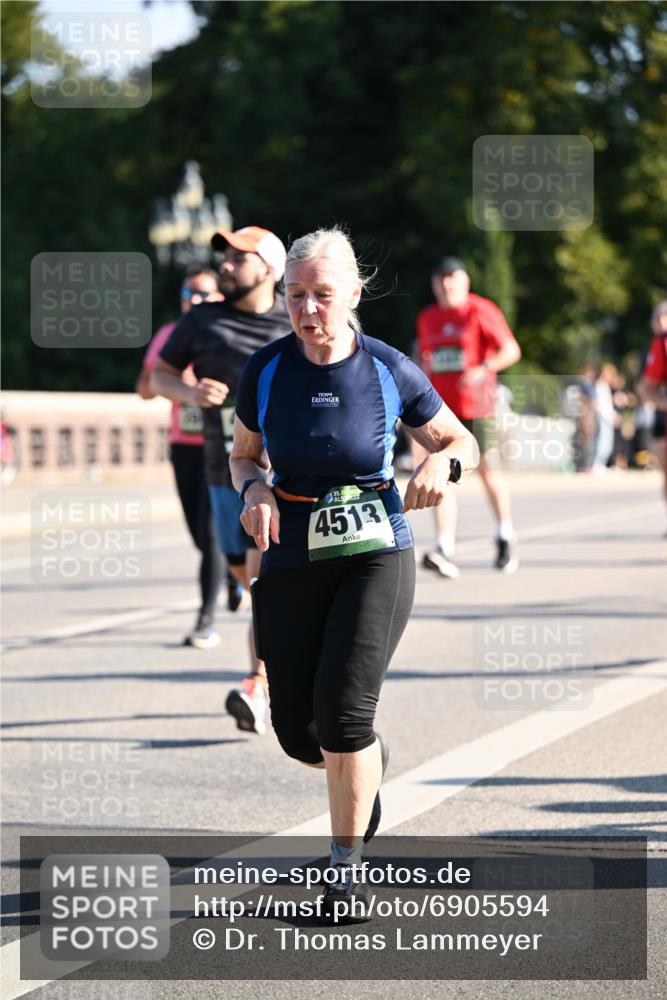 01.09.2024 - BARMER Alsterlauf Dr. Thomas Lammeyer http://msf.ph/oto/6905594 01.09.2024 09:41:19 Laufen 4513 meine-sportfotos.de