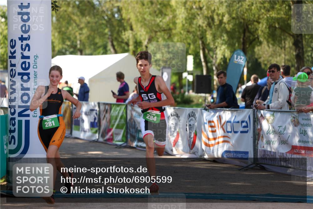 01.09.2024 - 17. Tribühne Triathlon Michael Strokosch http://msf.ph/oto/6905599 01.09.2024 11:08:27 Ziel 279, 281, 284 meine-sportfotos.de