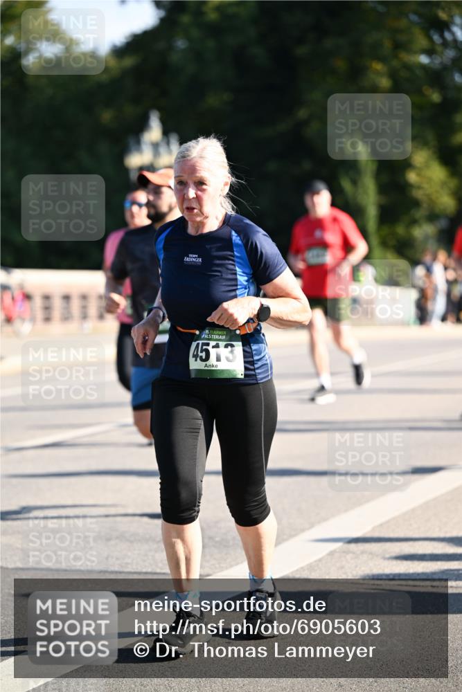01.09.2024 - BARMER Alsterlauf Dr. Thomas Lammeyer http://msf.ph/oto/6905603 01.09.2024 09:41:19 Laufen 35, 4513 meine-sportfotos.de