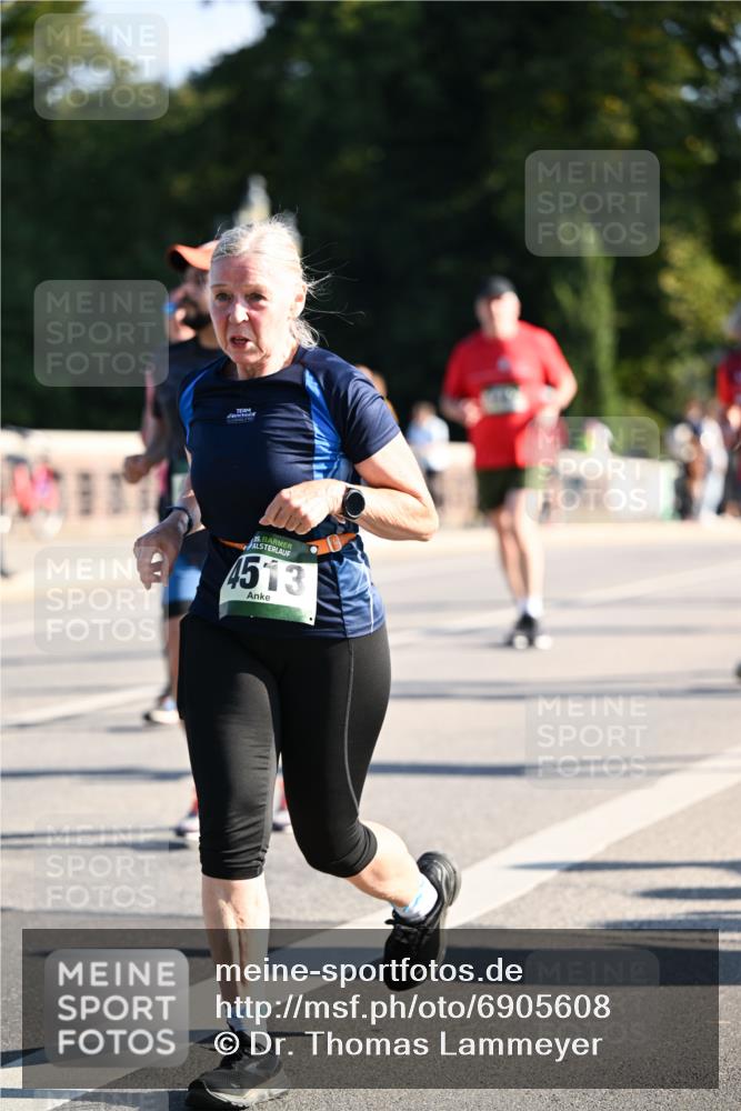 01.09.2024 - BARMER Alsterlauf Dr. Thomas Lammeyer http://msf.ph/oto/6905608 01.09.2024 09:41:19 Laufen 4513 meine-sportfotos.de