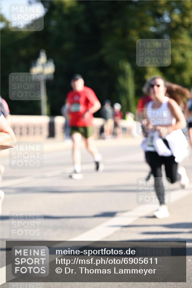 01.09.2024 - BARMER Alsterlauf Dr. Thomas Lammeyer http://msf.ph/oto/6905611 01.09.2024 09:41:19 Laufen  meine-sportfotos.de