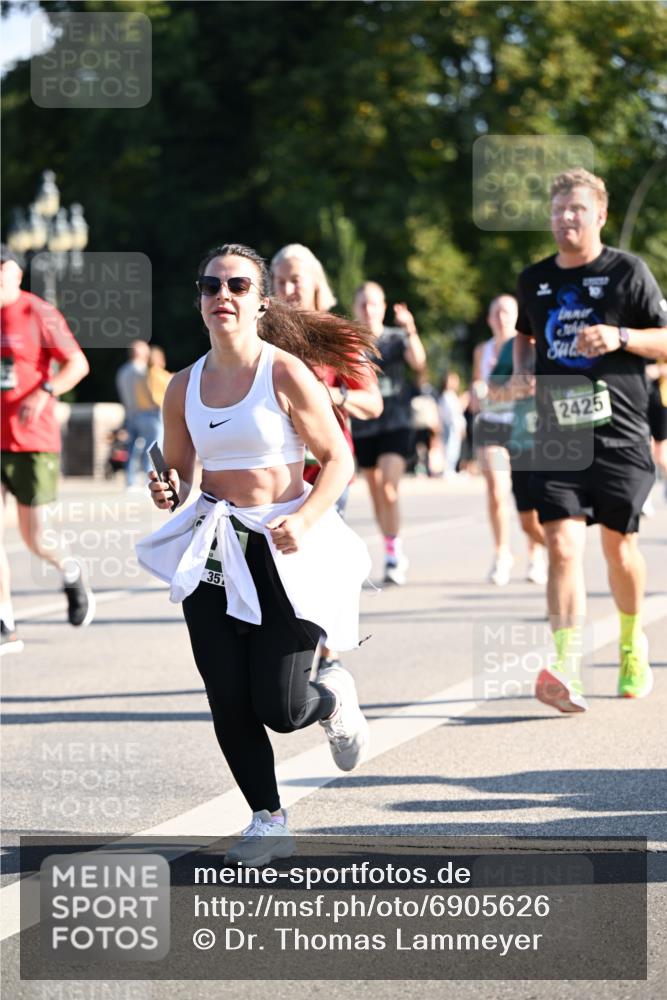 01.09.2024 - BARMER Alsterlauf Dr. Thomas Lammeyer http://msf.ph/oto/6905626 01.09.2024 09:41:20 Laufen 35, 2425 meine-sportfotos.de