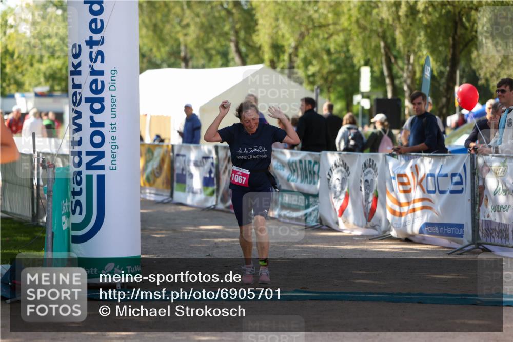 01.09.2024 - 17. Tribühne Triathlon Michael Strokosch http://msf.ph/oto/6905701 01.09.2024 11:08:36 Ziel 279, 1067 meine-sportfotos.de