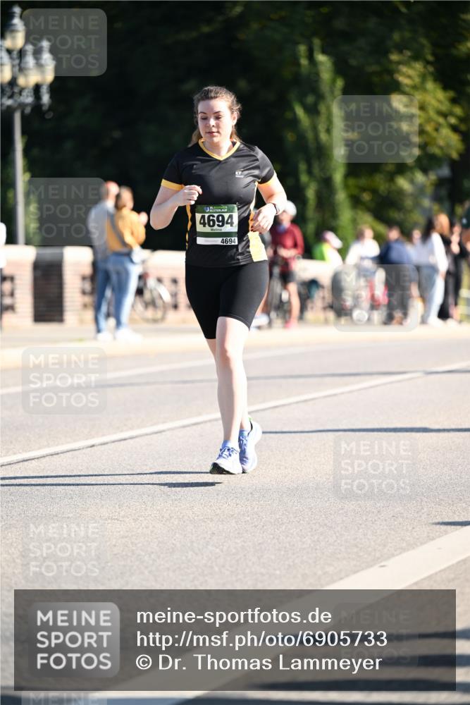 01.09.2024 - BARMER Alsterlauf Dr. Thomas Lammeyer http://msf.ph/oto/6905733 01.09.2024 09:41:24 Laufen 4694, 4694 meine-sportfotos.de