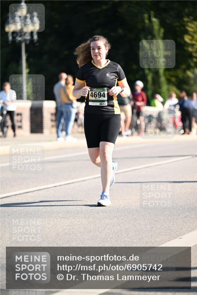 01.09.2024 - BARMER Alsterlauf Dr. Thomas Lammeyer http://msf.ph/oto/6905742 01.09.2024 09:41:24 Laufen 838, 4694, 4694 meine-sportfotos.de