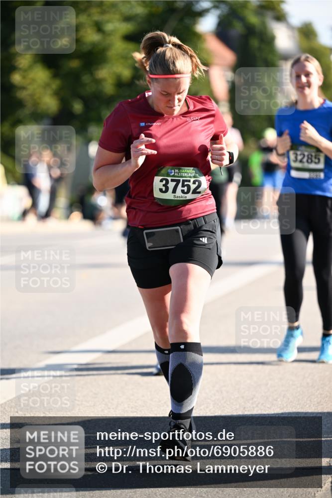 01.09.2024 - BARMER Alsterlauf Dr. Thomas Lammeyer http://msf.ph/oto/6905886 01.09.2024 09:41:30 Laufen 0, 35, 3752, 3285 meine-sportfotos.de