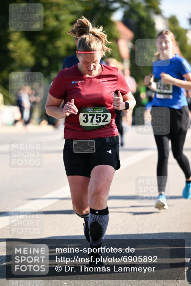 01.09.2024 - BARMER Alsterlauf Dr. Thomas Lammeyer http://msf.ph/oto/6905892 01.09.2024 09:41:31 Laufen 1285, 35, 3752 meine-sportfotos.de