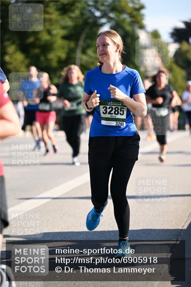 01.09.2024 - BARMER Alsterlauf Dr. Thomas Lammeyer http://msf.ph/oto/6905918 01.09.2024 09:41:32 Laufen 35, 3285, 3285 meine-sportfotos.de