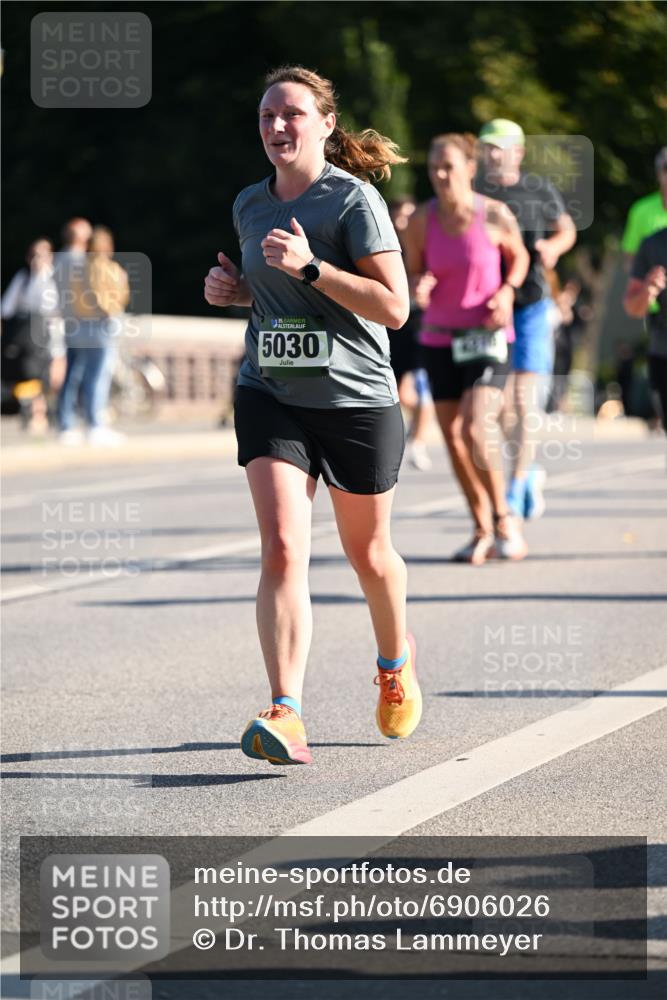 01.09.2024 - BARMER Alsterlauf Dr. Thomas Lammeyer http://msf.ph/oto/6906026 01.09.2024 09:41:38 Laufen 135, 5030 meine-sportfotos.de