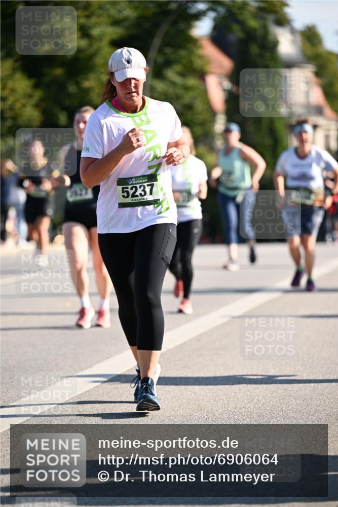 01.09.2024 - BARMER Alsterlauf Dr. Thomas Lammeyer http://msf.ph/oto/6906064 01.09.2024 09:41:40 Laufen 135, 5237 meine-sportfotos.de