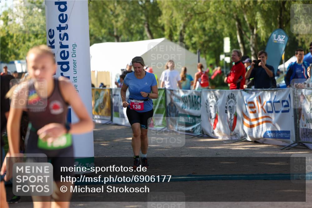 01.09.2024 - 17. Tribühne Triathlon Michael Strokosch http://msf.ph/oto/6906177 01.09.2024 11:10:25 Ziel 108, 138, 180, 189, 190, 193 meine-sportfotos.de