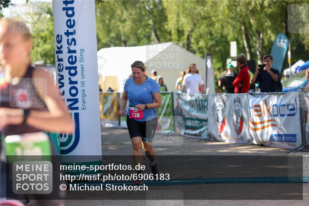 01.09.2024 - 17. Tribühne Triathlon Michael Strokosch http://msf.ph/oto/6906183 01.09.2024 11:10:26 Ziel 138, 180, 189, 190, 193 meine-sportfotos.de