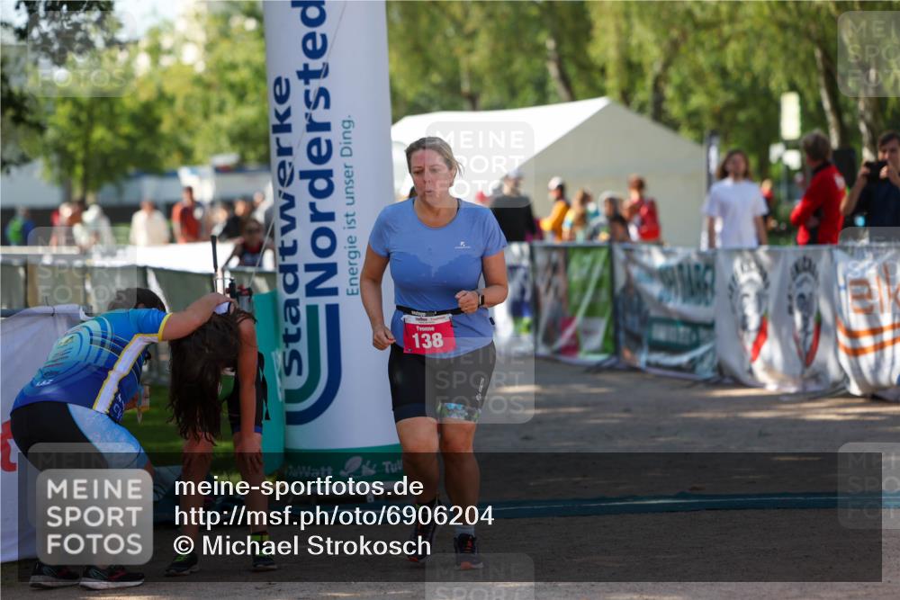 01.09.2024 - 17. Tribühne Triathlon Michael Strokosch http://msf.ph/oto/6906204 01.09.2024 11:10:27 Ziel 138, 189, 190, 193 meine-sportfotos.de