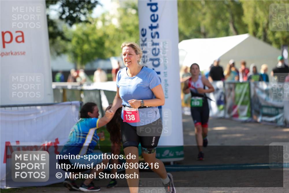 01.09.2024 - 17. Tribühne Triathlon Michael Strokosch http://msf.ph/oto/6906216 01.09.2024 11:10:28 Ziel 138, 189, 190, 193 meine-sportfotos.de