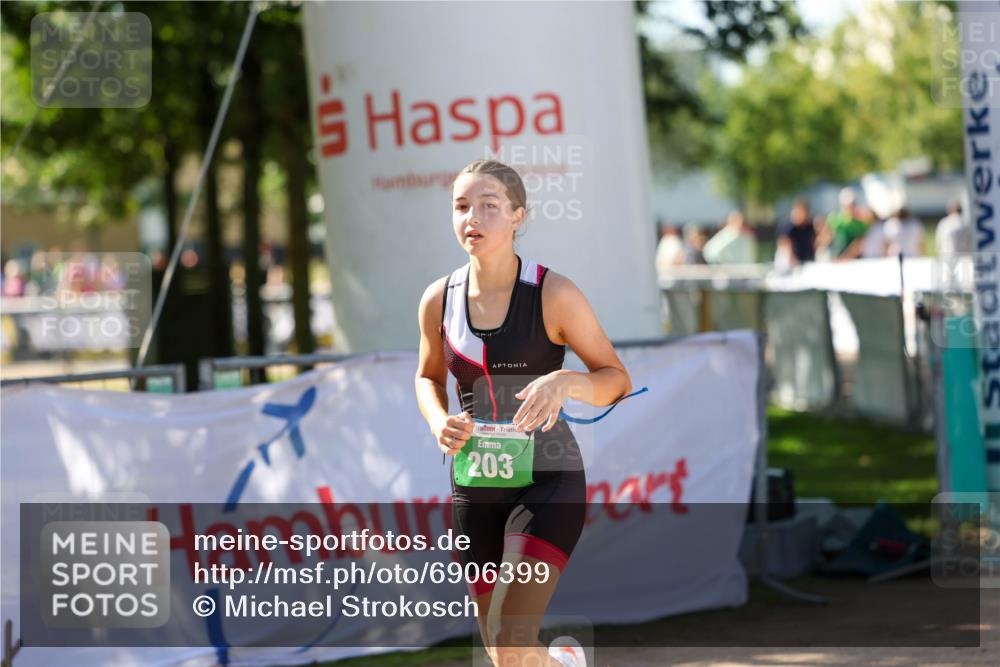 01.09.2024 - 17. Tribühne Triathlon Michael Strokosch http://msf.ph/oto/6906399 01.09.2024 11:11:58 Ziel 203 meine-sportfotos.de
