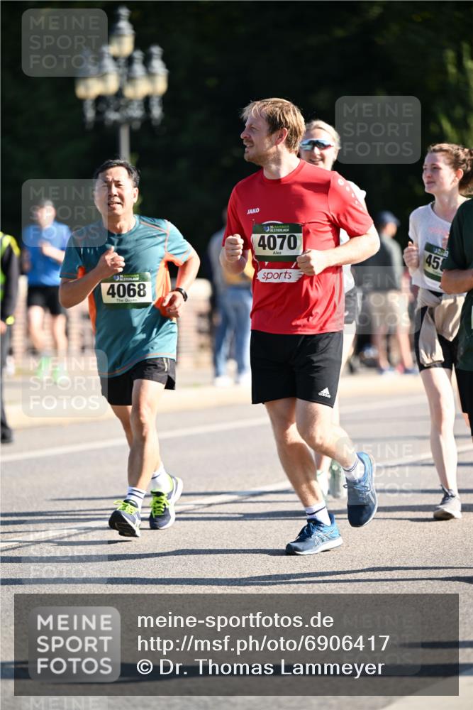 01.09.2024 - BARMER Alsterlauf Dr. Thomas Lammeyer http://msf.ph/oto/6906417 01.09.2024 09:41:57 Laufen 4068, 35, 4070, 45 meine-sportfotos.de