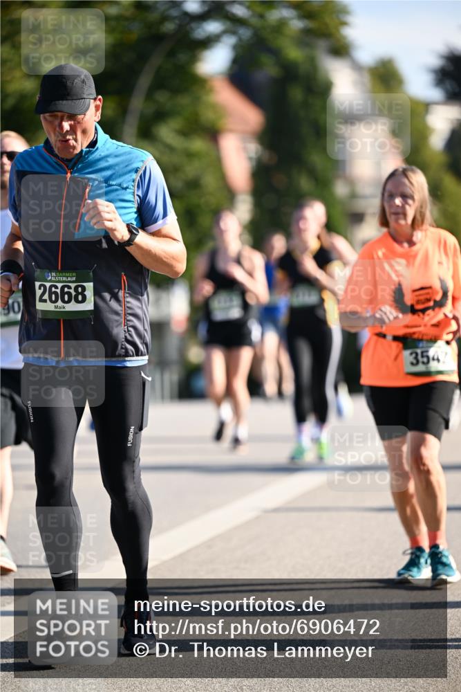 01.09.2024 - BARMER Alsterlauf Dr. Thomas Lammeyer http://msf.ph/oto/6906472 01.09.2024 09:42:00 Laufen 90, 16135, 2668, 3547 meine-sportfotos.de