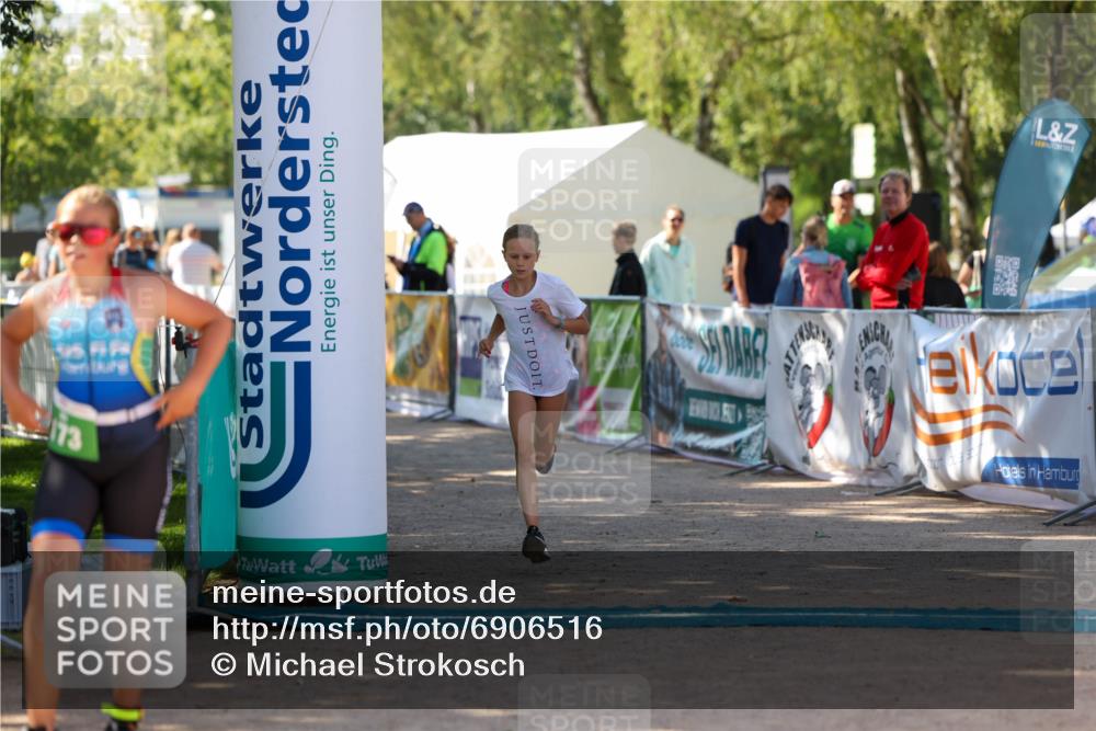 01.09.2024 - 17. Tribühne Triathlon Michael Strokosch http://msf.ph/oto/6906516 01.09.2024 11:12:13 Ziel 173, 196 meine-sportfotos.de