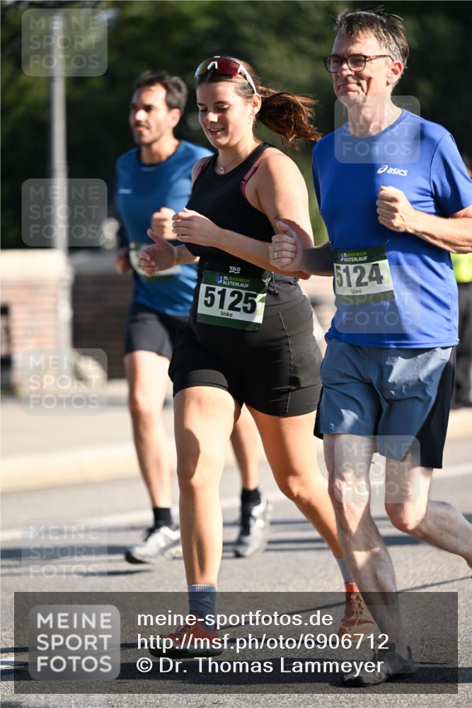 01.09.2024 - BARMER Alsterlauf Dr. Thomas Lammeyer http://msf.ph/oto/6906712 01.09.2024 09:42:10 Laufen 35, 5125, 135, 5124 meine-sportfotos.de