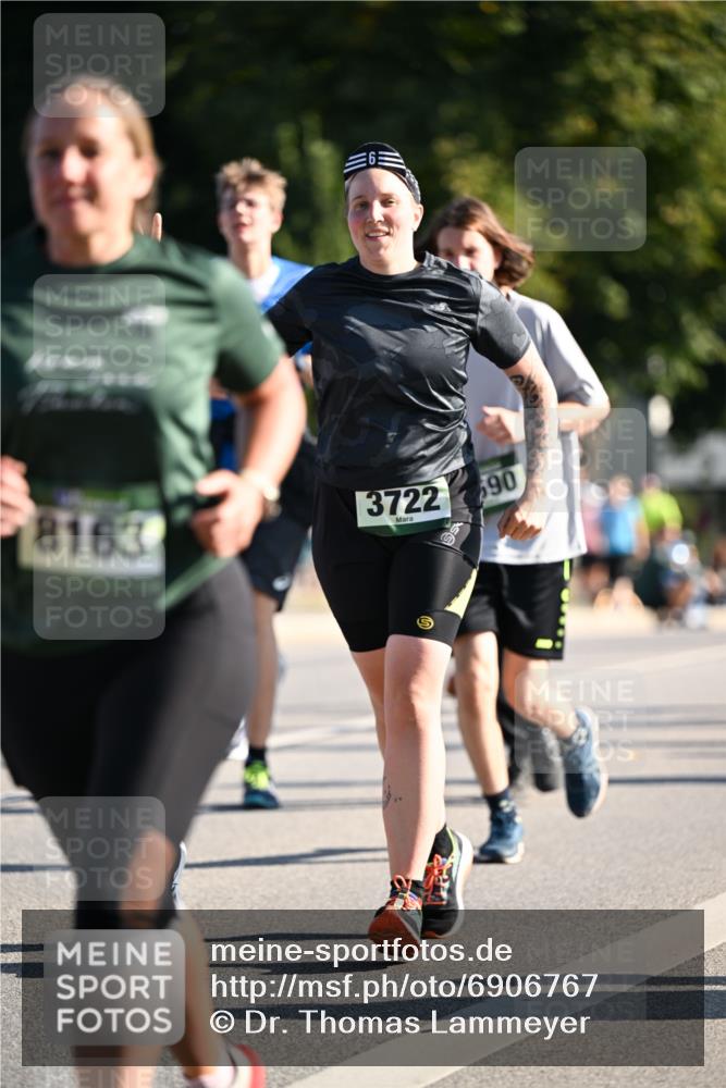 01.09.2024 - BARMER Alsterlauf Dr. Thomas Lammeyer http://msf.ph/oto/6906767 01.09.2024 09:42:12 Laufen 8163, 3722, 690 meine-sportfotos.de